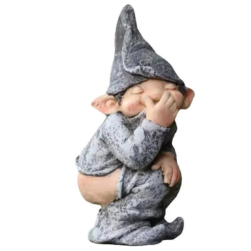 Niobe - Charming Wooden Gnome Figurine for Your Garden and Lawns