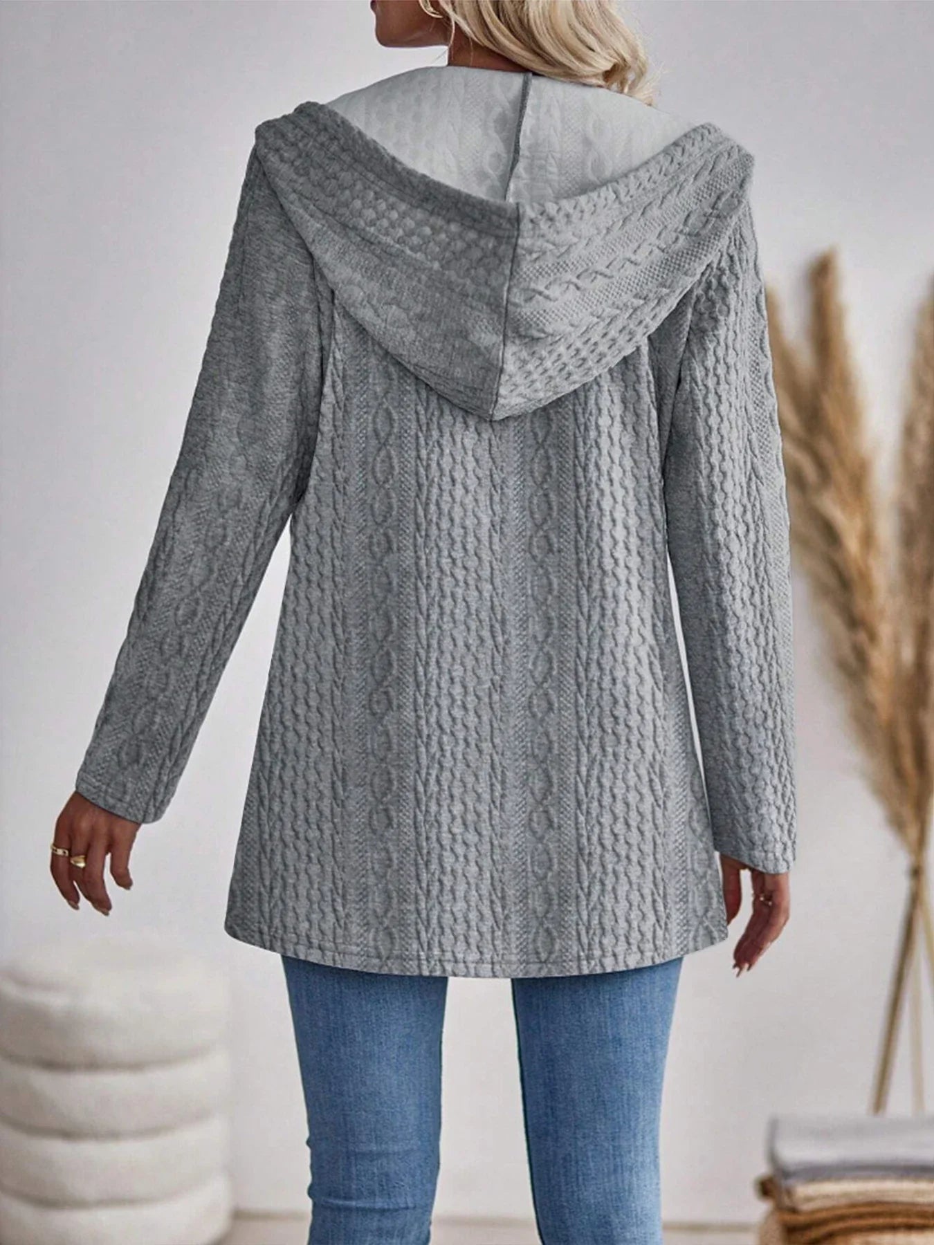 Emmy – Cozy & Stylish Everyday Warmth Cardigan