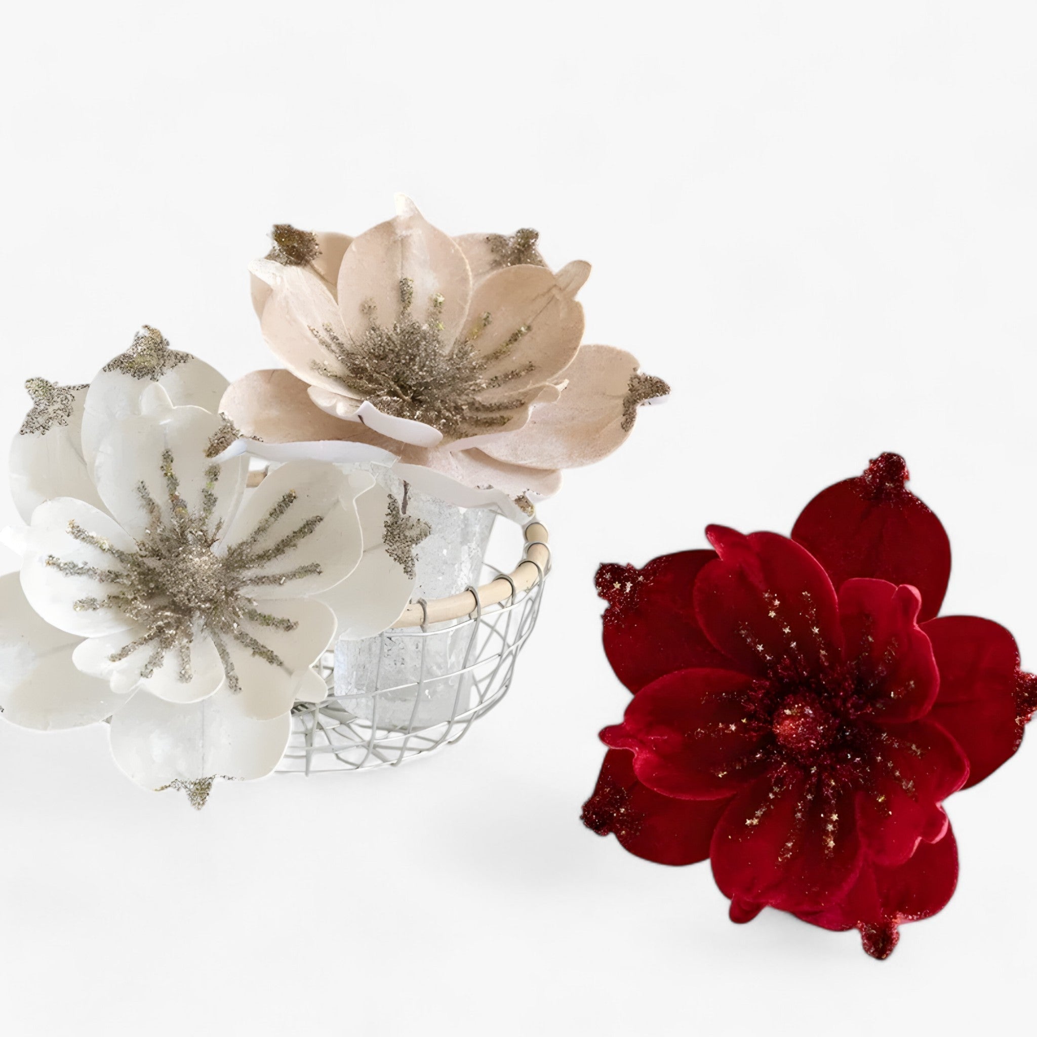 Festive glittering artificial Christmas flowers – Beautiful ornaments for the Christmas tree and New Year's decorations