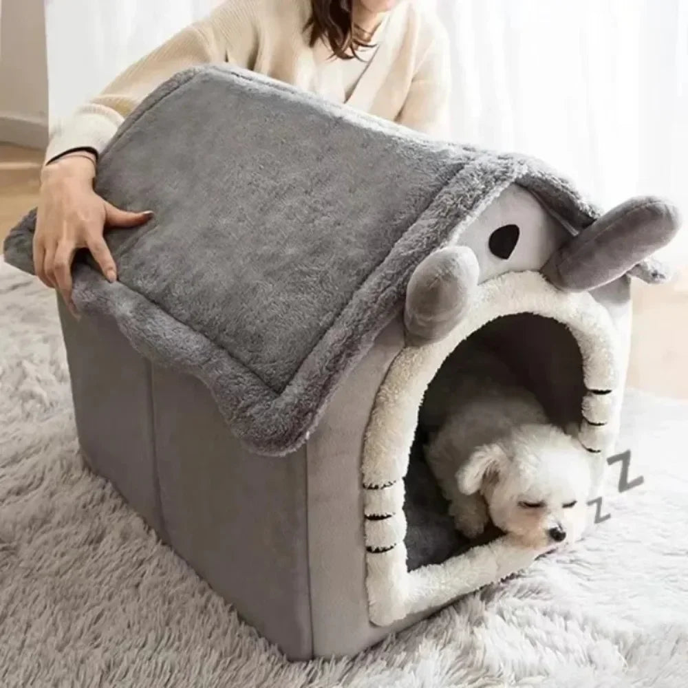 All-Season Dog House for Small Dogs