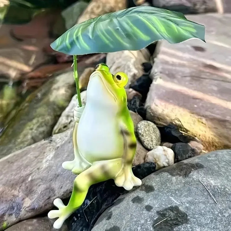 Prisca - Enchanting Frog Figurine on Lotus Leaf for Aquarium, Garden Decoration, and Balcony Ornaments