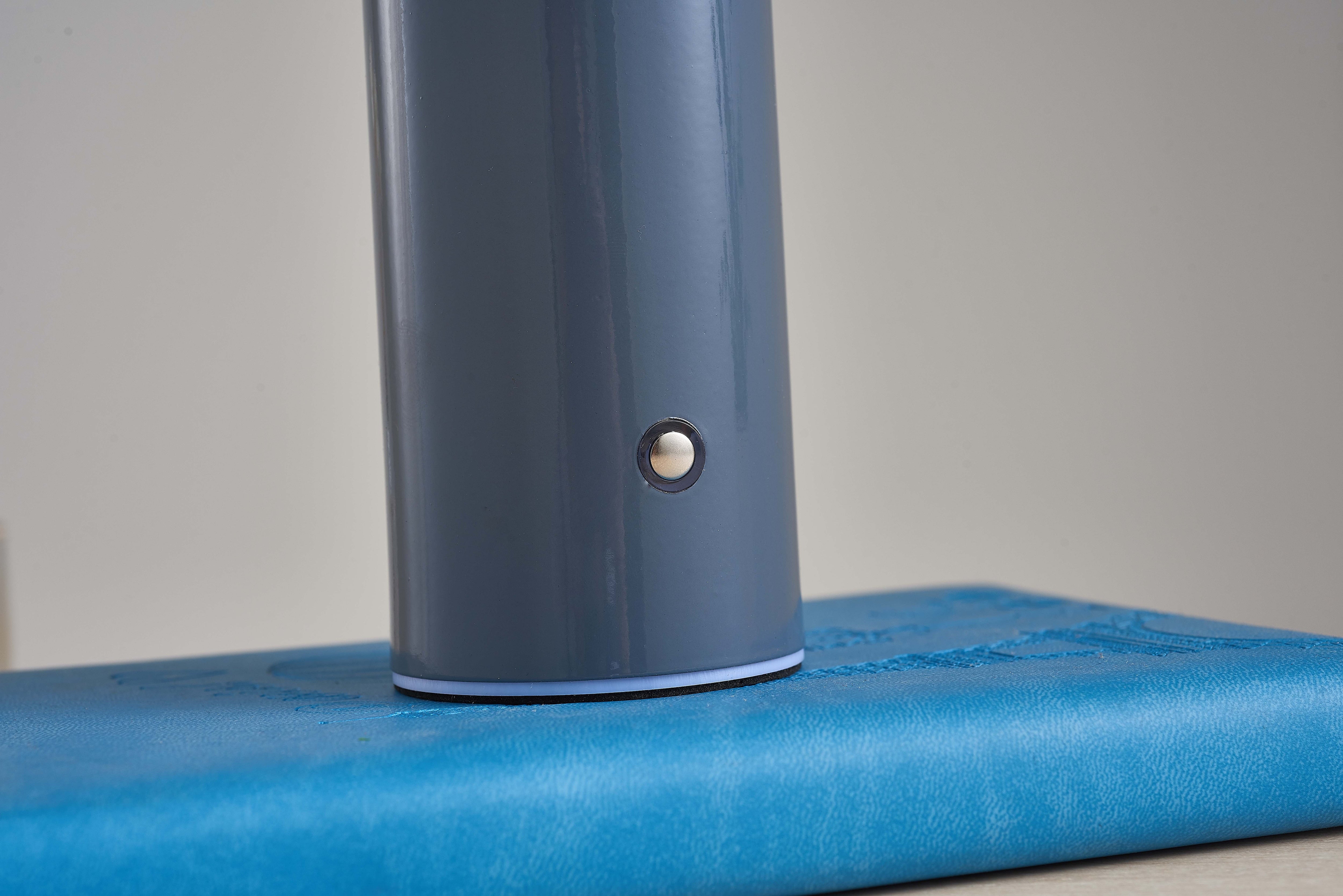 Elegant Italian Wireless Mushroom Table Lamp for Stylish Lighting Effect