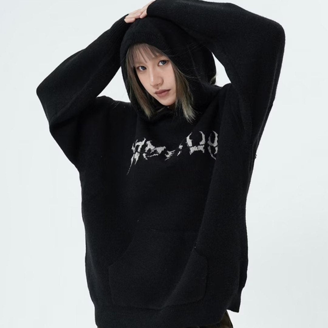 Anthracite Hoodie with Millipede Pattern for a Unique and Trendy Look