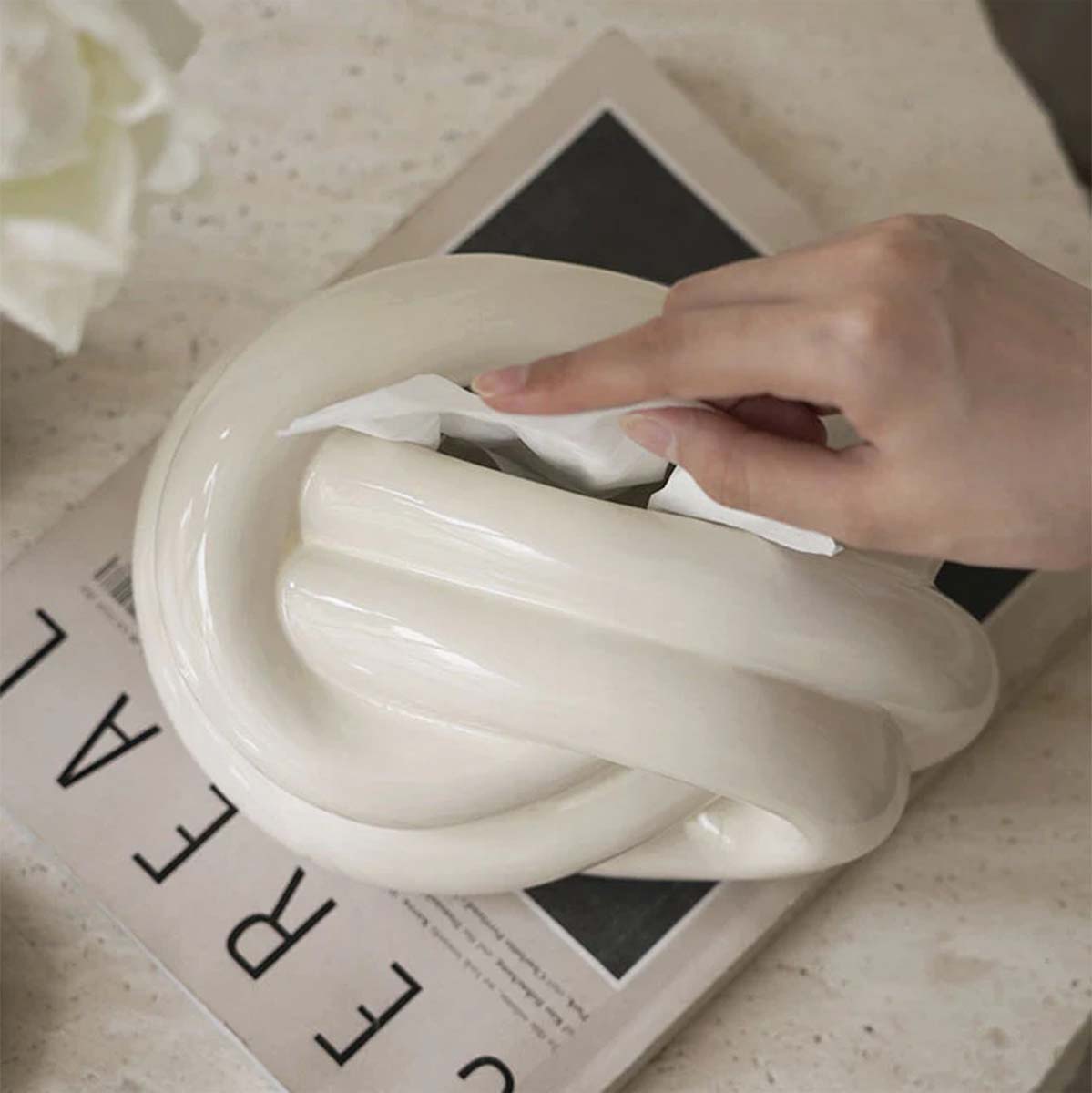 Knot Tissue Box | Add a Touch of Elegance and Functionality to Your Interior Decor