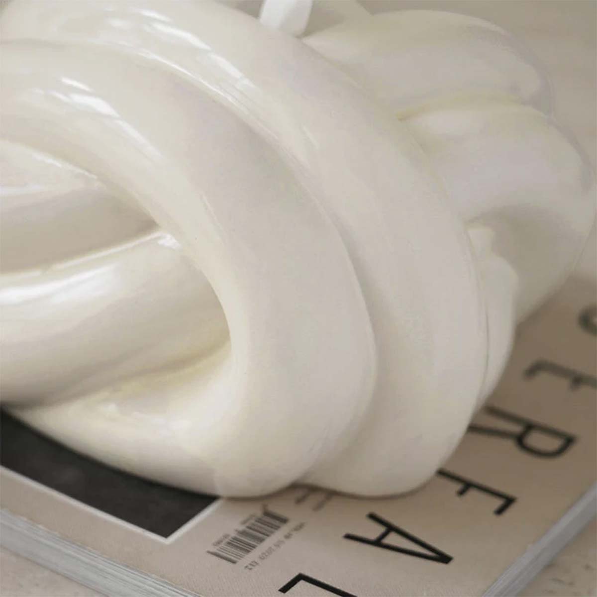 Knot Tissue Box | Add a Touch of Elegance and Functionality to Your Interior Decor