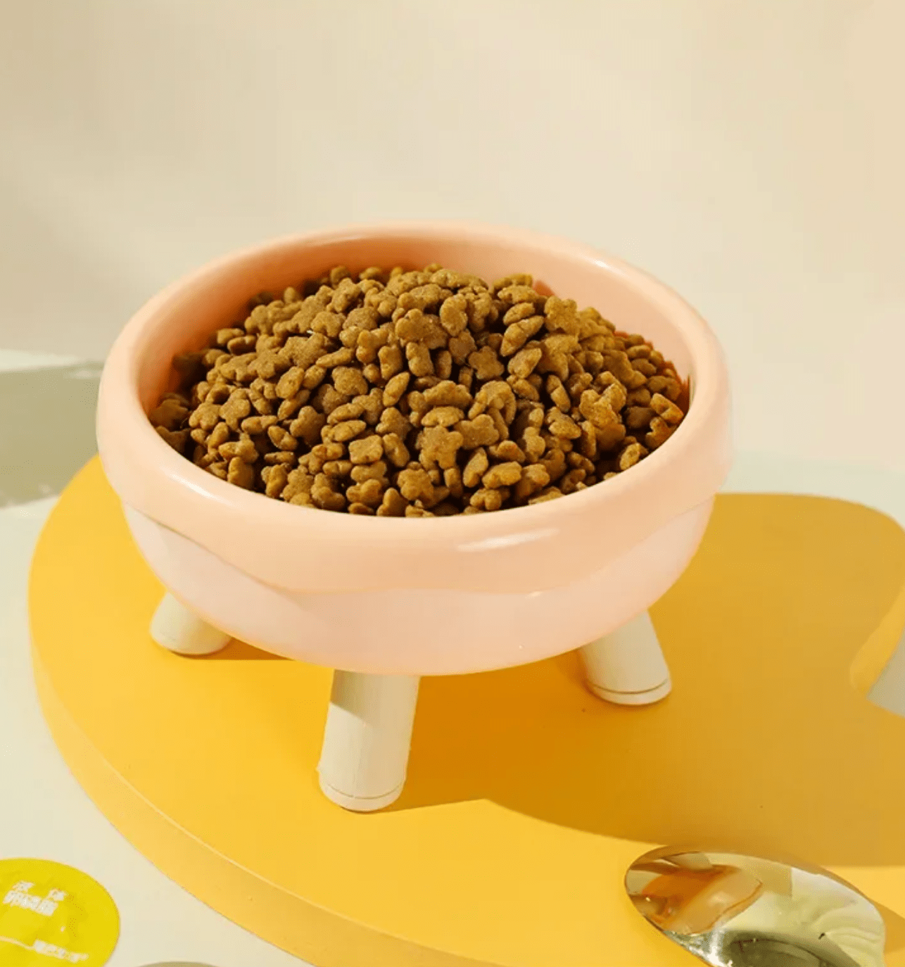 Elegant Round Pet Food Bowl for Stylish and Comfortable Feeding