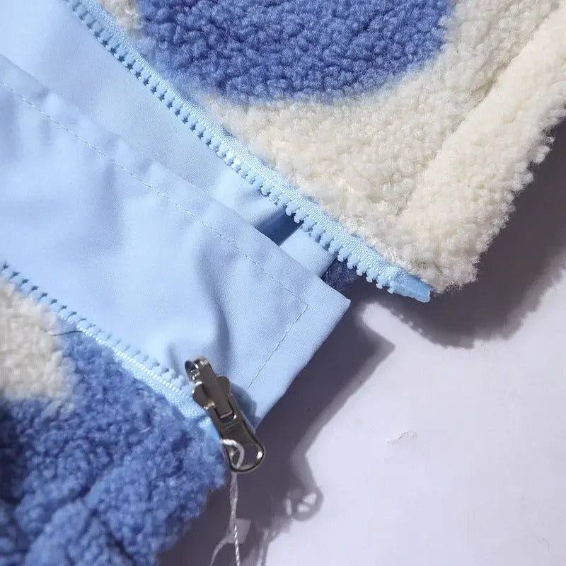 Dianne – Cozy Reversible Heart-Print Jacket for Everyday Comfort