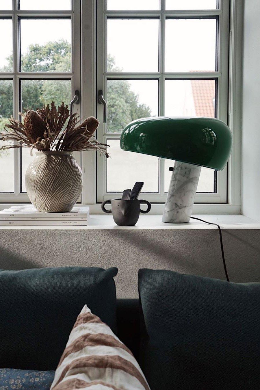 Elegant marble decoration table lamp for stylish room accent
