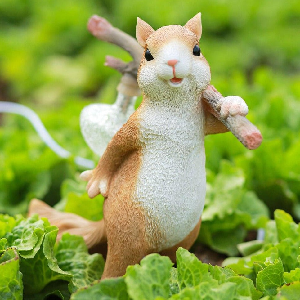 Charming Squirrel Table Lamp for Cozy Lighting