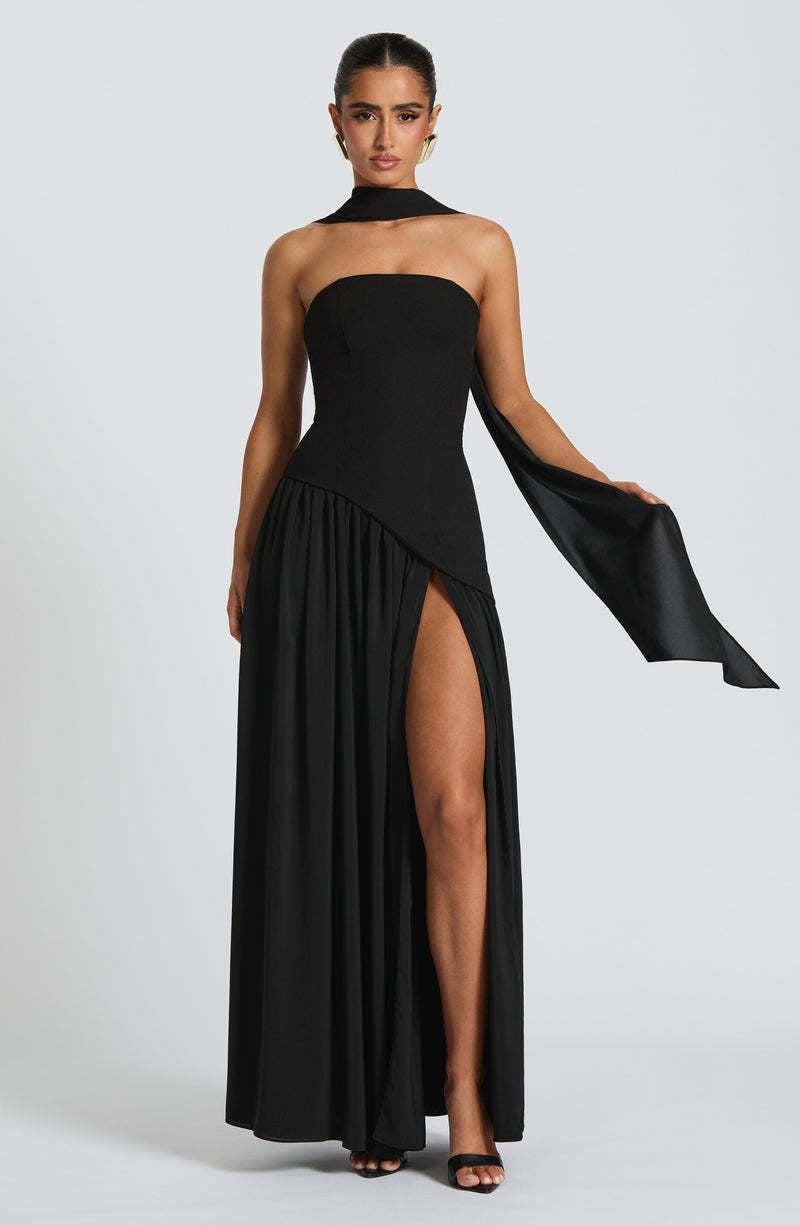 Maxi Dress - Elegant, Flowy Silhouette for Effortless Style
