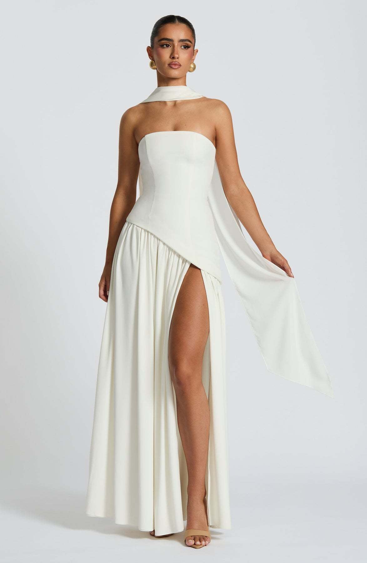 Maxi Dress - Elegant, Flowy Silhouette for Effortless Style