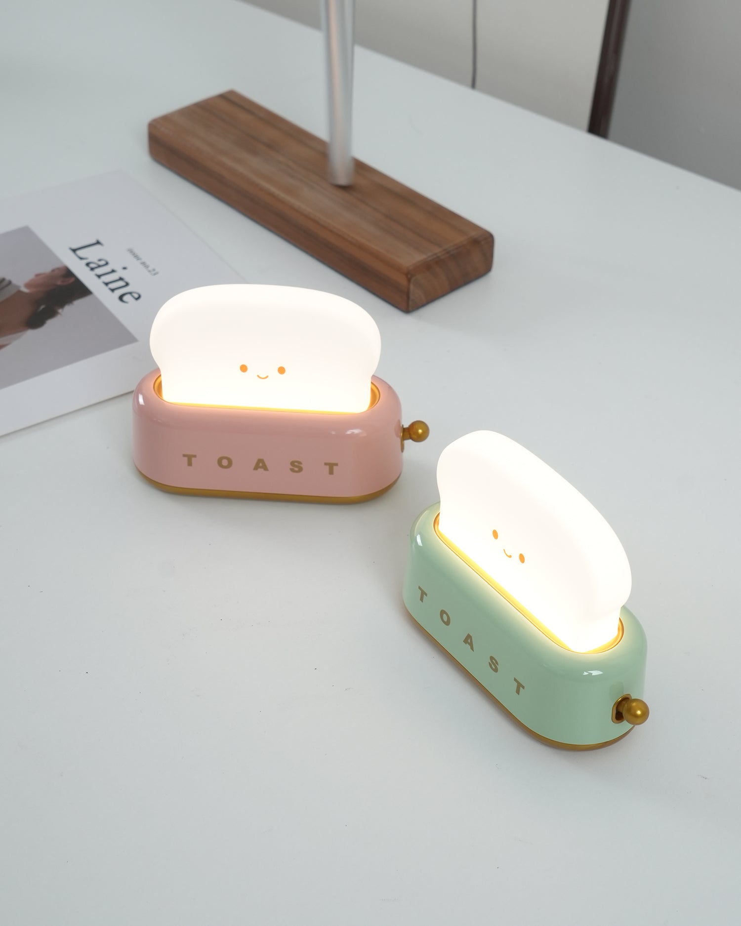 Modern Toaster Design Table Lamp with Built-in Battery