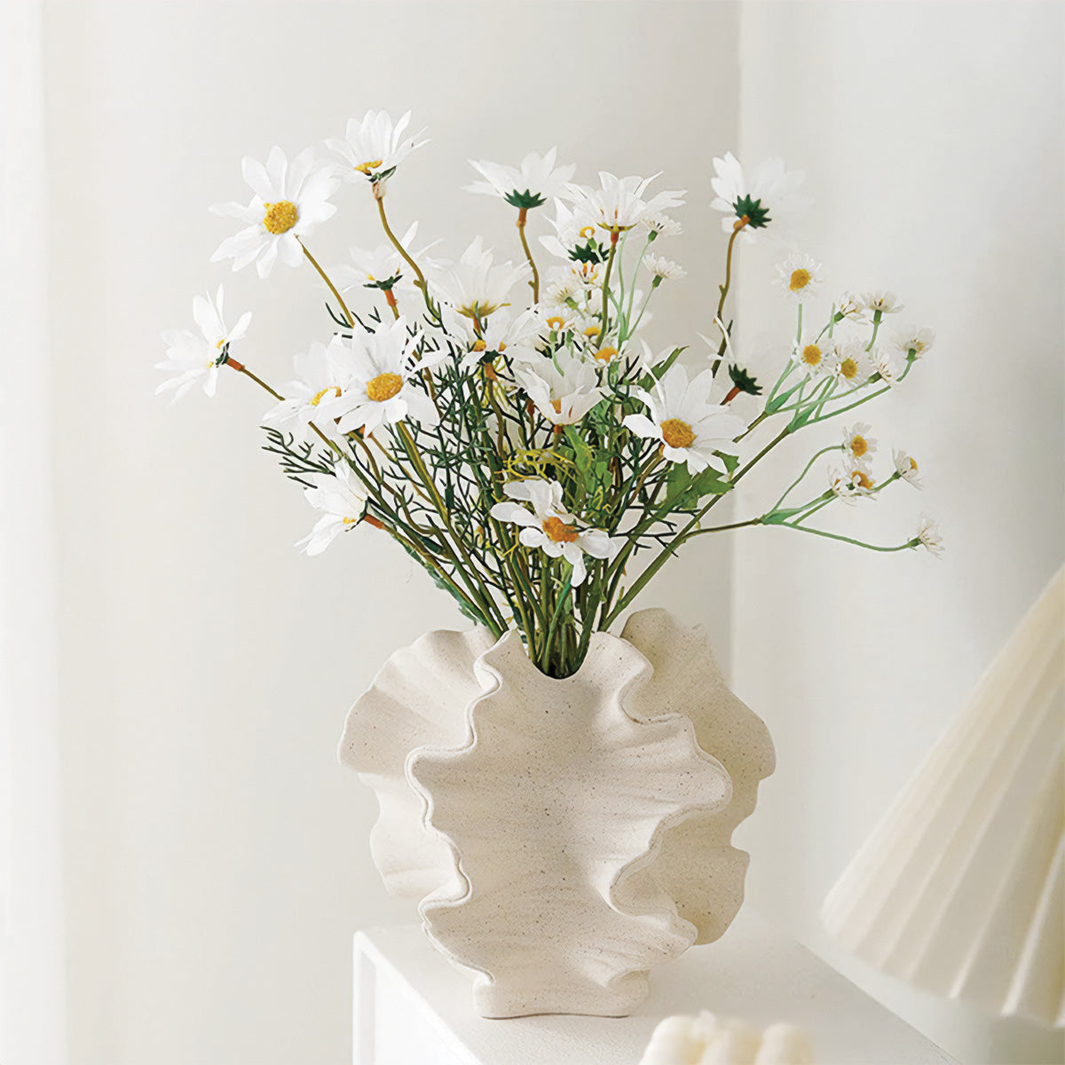 Uni Vase | Modern elegance to enhance all your spaces