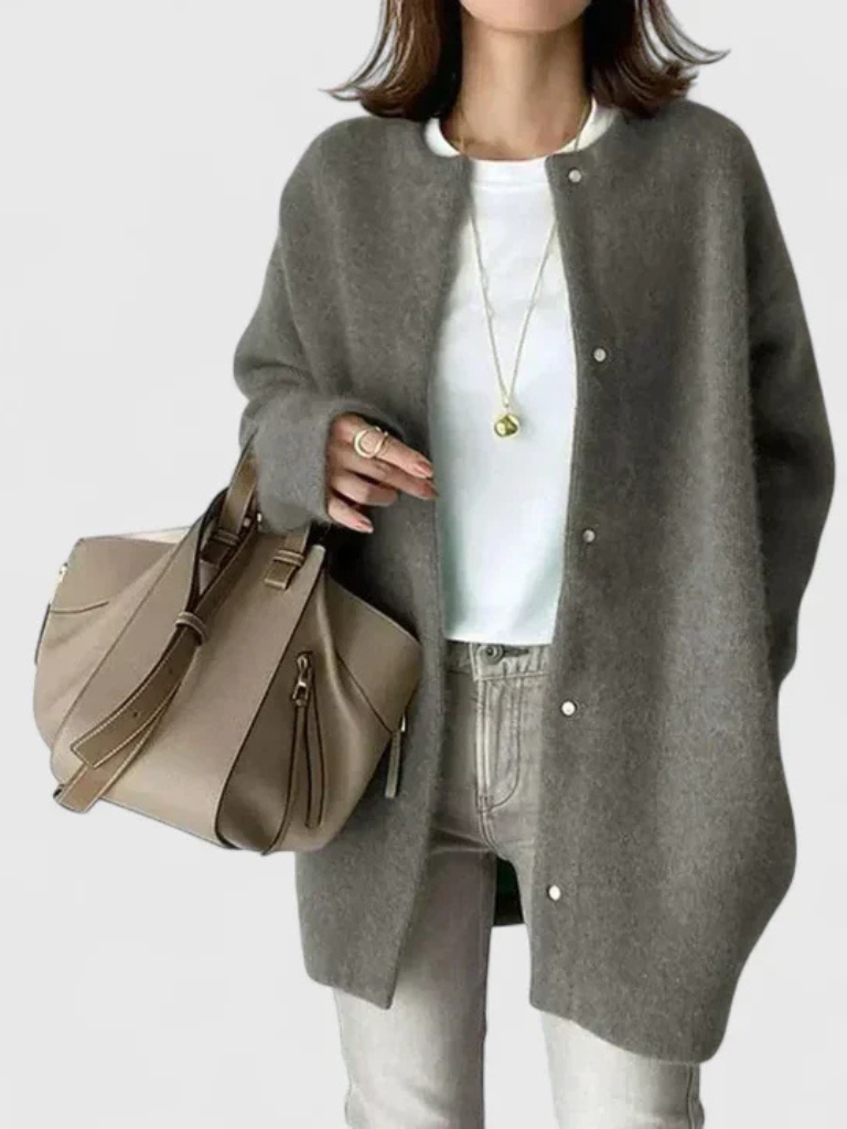 Valerie - Classic Knit Scarf for a Timeless Look