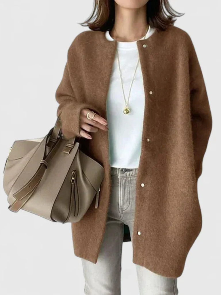 Valerie - Classic Knit Scarf for a Timeless Look