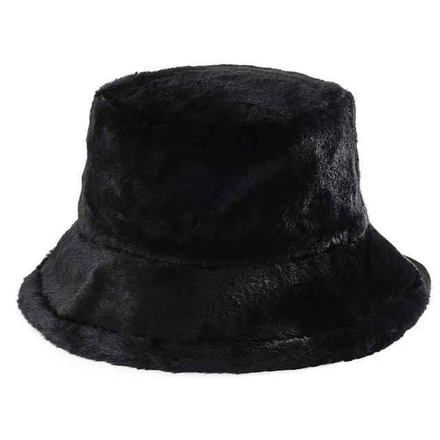 Jasmine – Elegant winter bucket hat made of faux fur in cow-leopard print