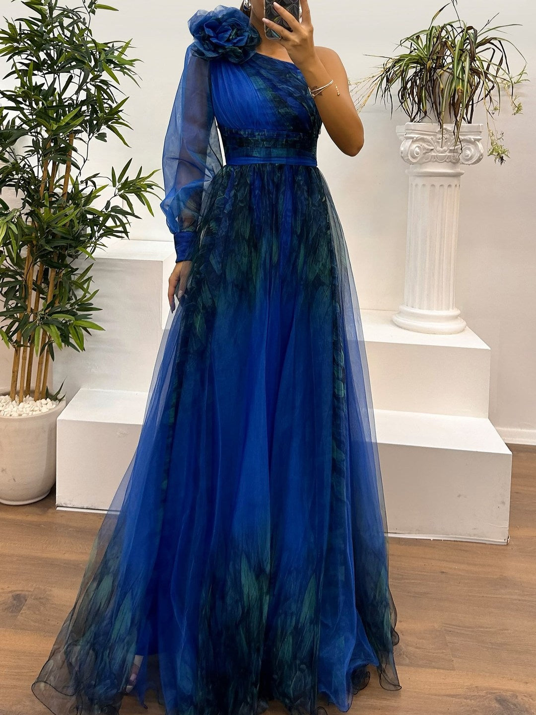 Elegant One-Shoulder Maxi Mesh Dress with Gradient Abstract Print