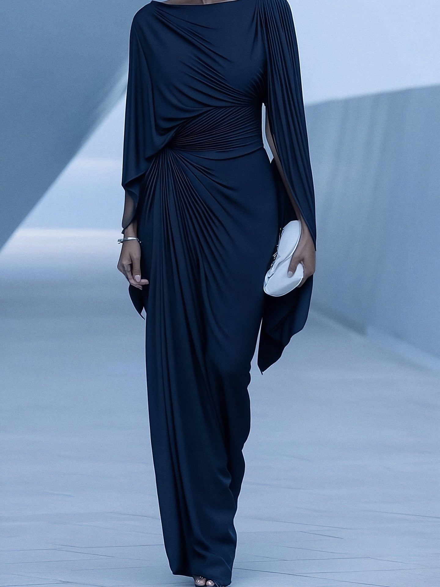 Elegant and sophisticated long pleated dress with dark blue cape