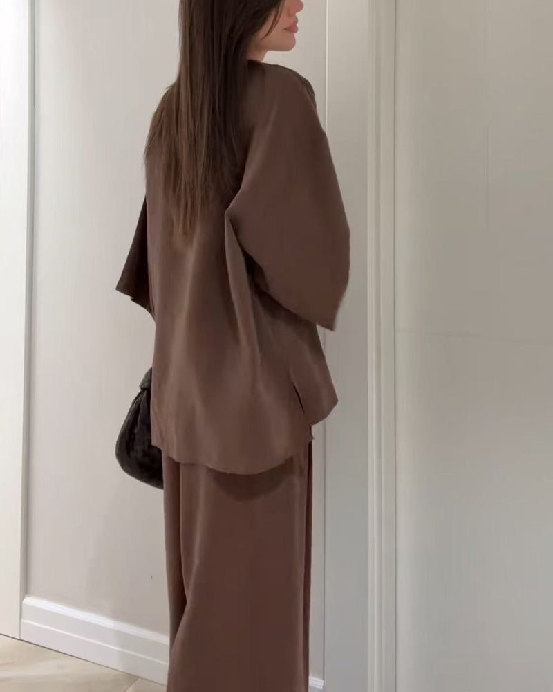 Comfortable Two-Piece Relaxed V-Neck Set