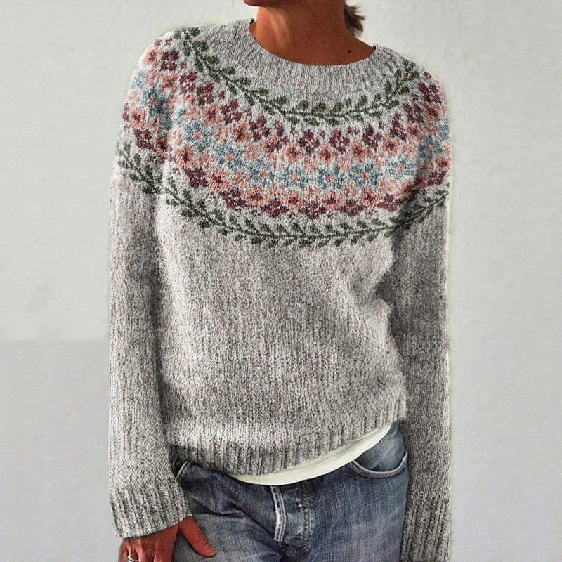 Silvana - Comfortable and Chic Retro Hoodie
