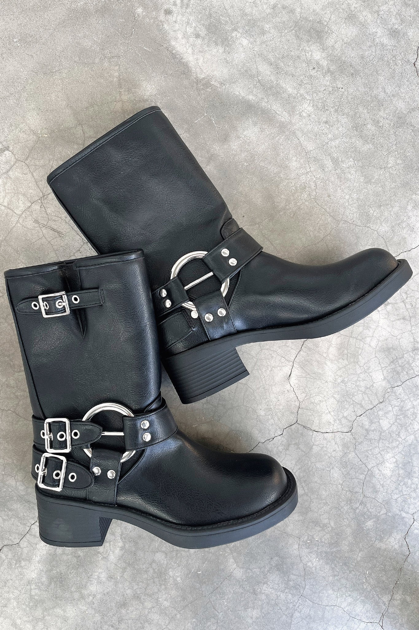 Women's Short Black Ankle Boots, Elegant and Comfortable Style