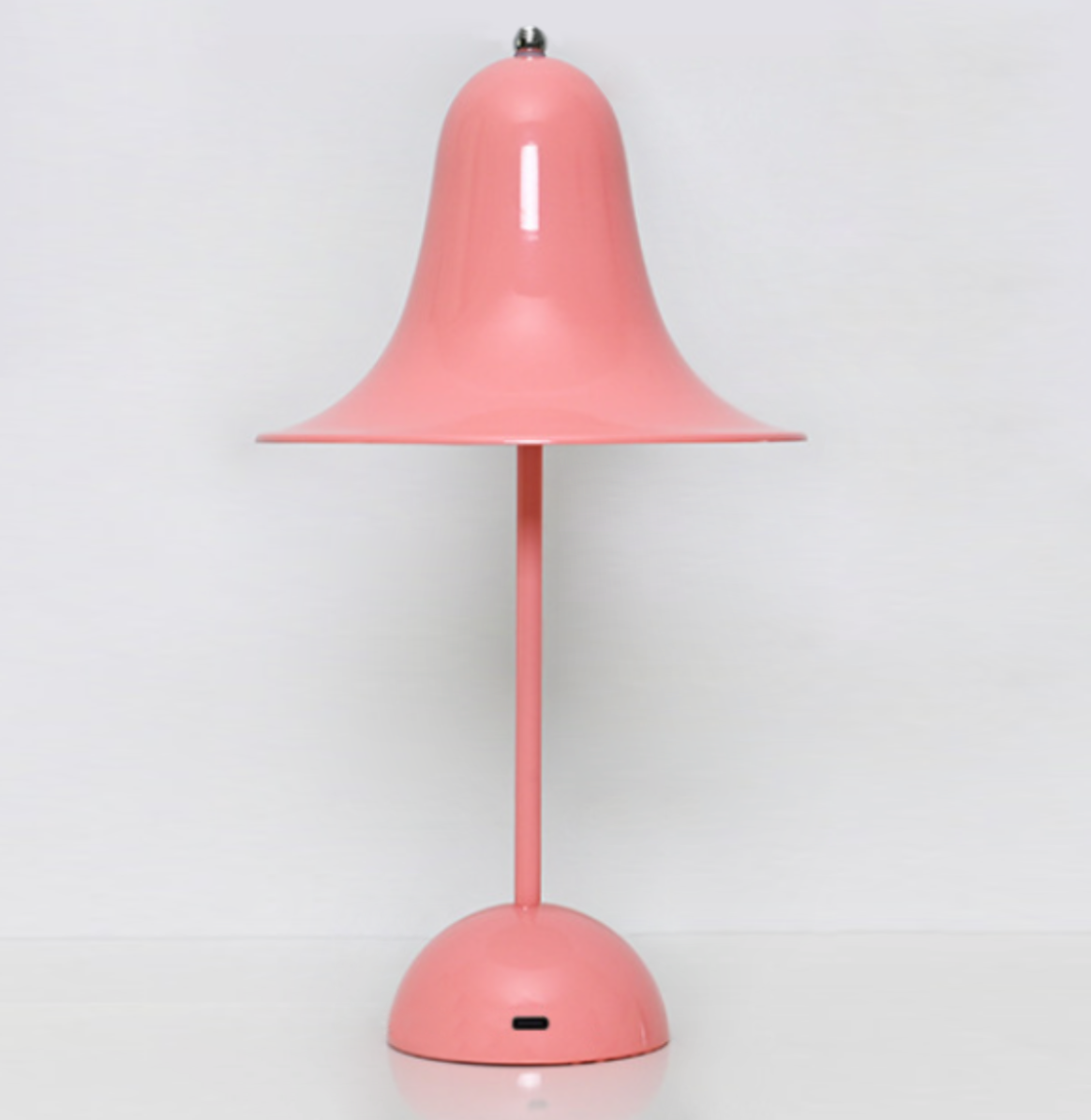 Elegant Wireless Table Lamp Classic Cap for Stylish Lighting