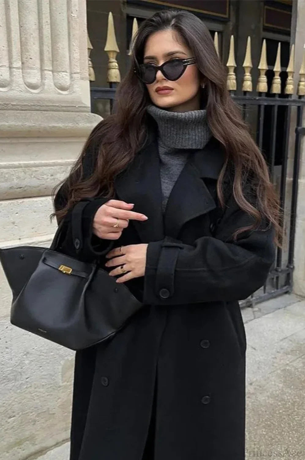 Elegant Black Oversized Reversible Puffer Jacket with Double Button Closure