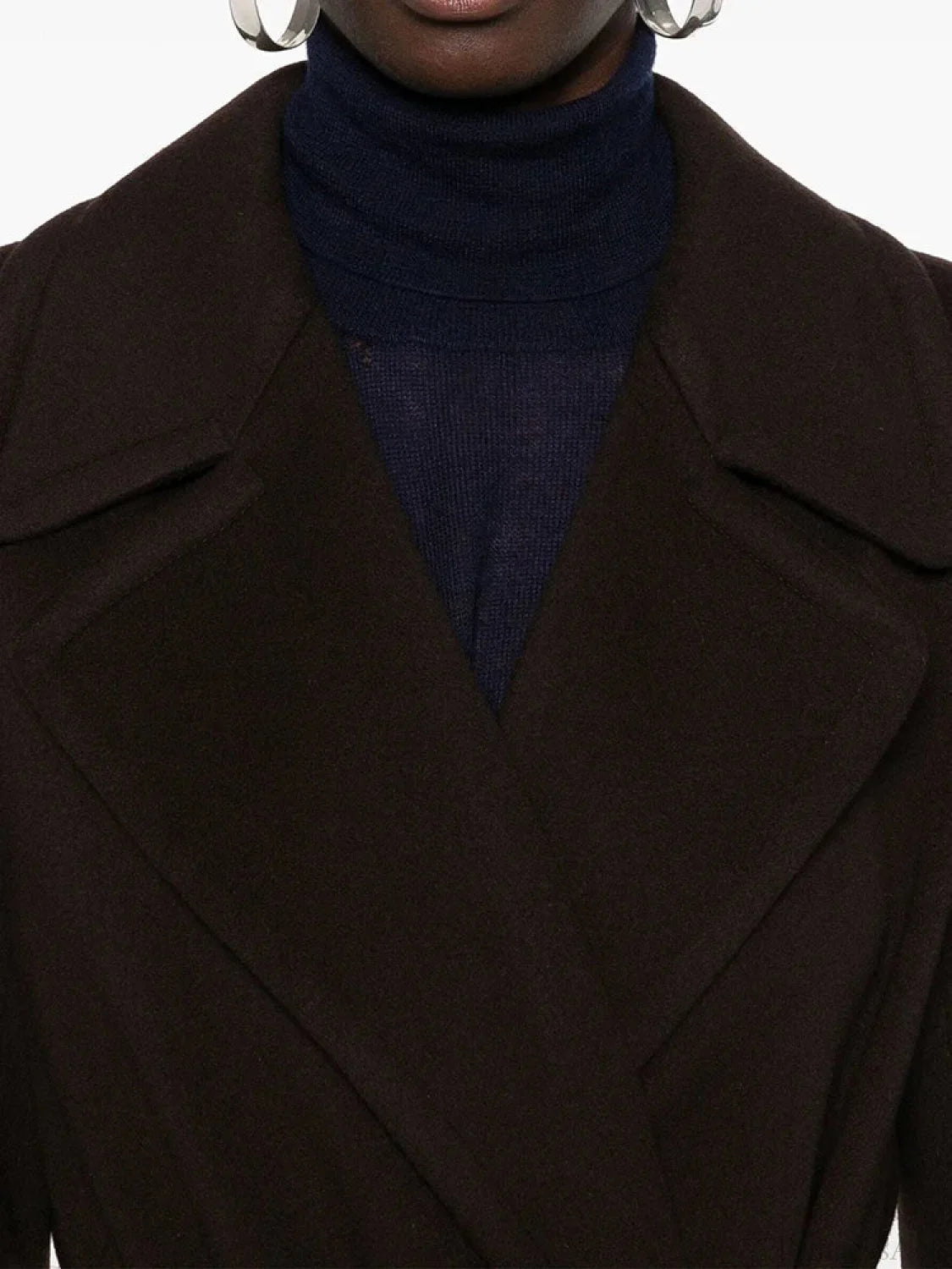 Elegant Long Wool Coat in Brown with Lapels Slim-fit