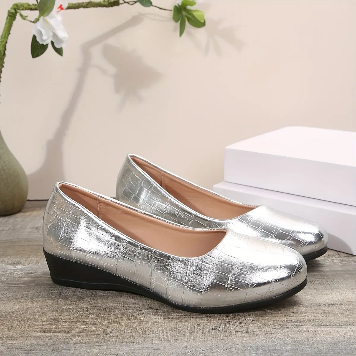 Women's Leather Orthopedic Shoes – Lightweight, Non-slip, and Breathable