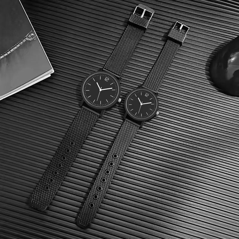 Sleek Black-Toned Quartz Watch Perfect for Couples