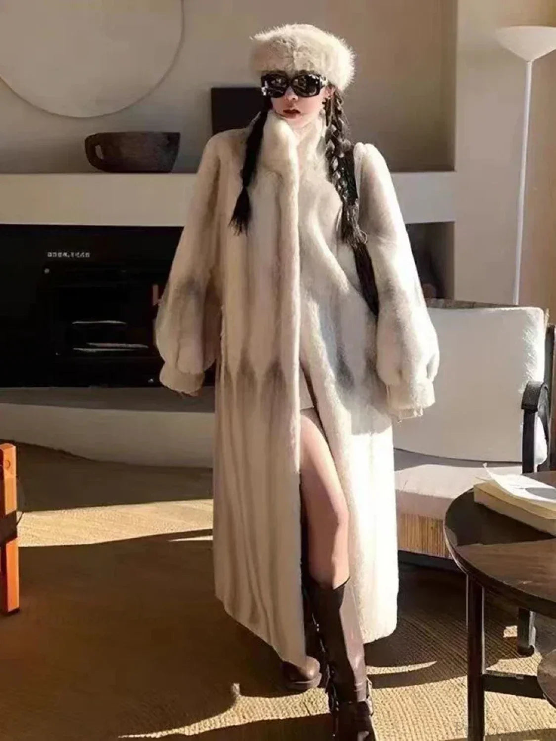 Elegant stand-up collar overcoat for stylish protection