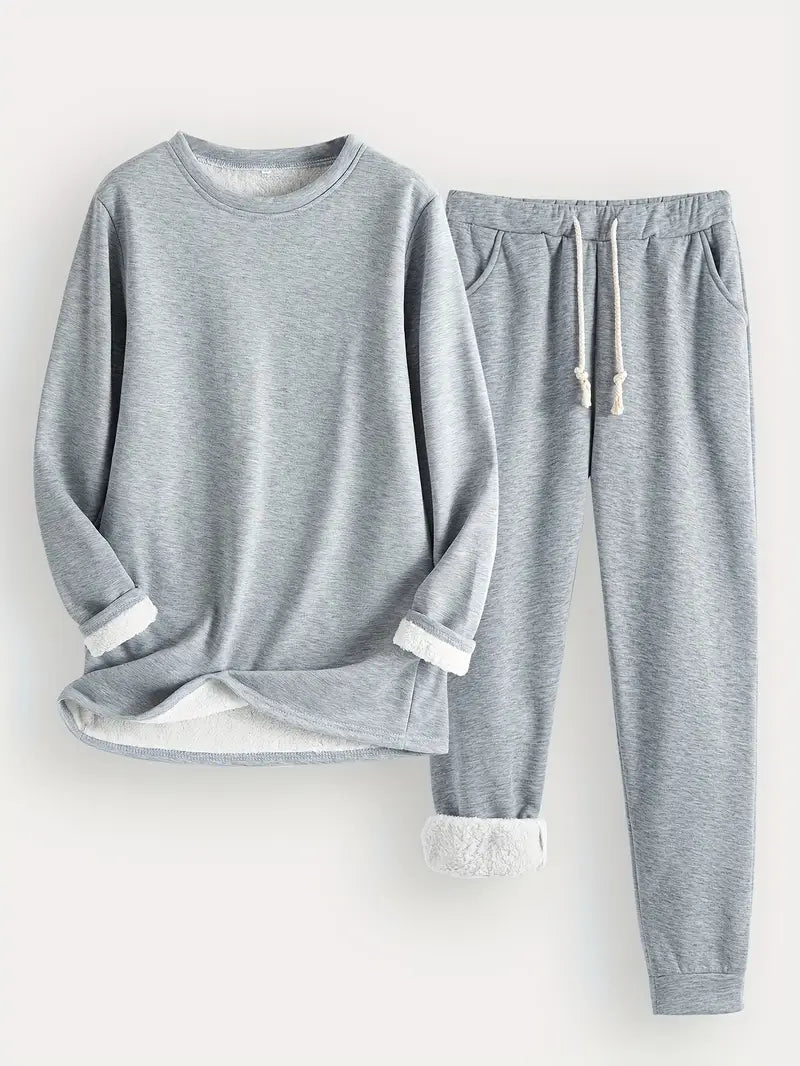 Two-Piece Relaxed and Comfortable Loungewear Set for Home