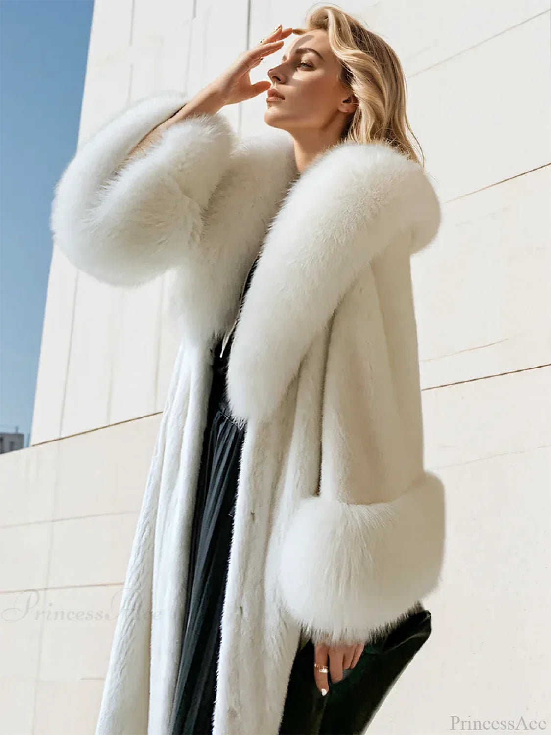 Oversized Warm Coat for an Elegantly Comfortable Look