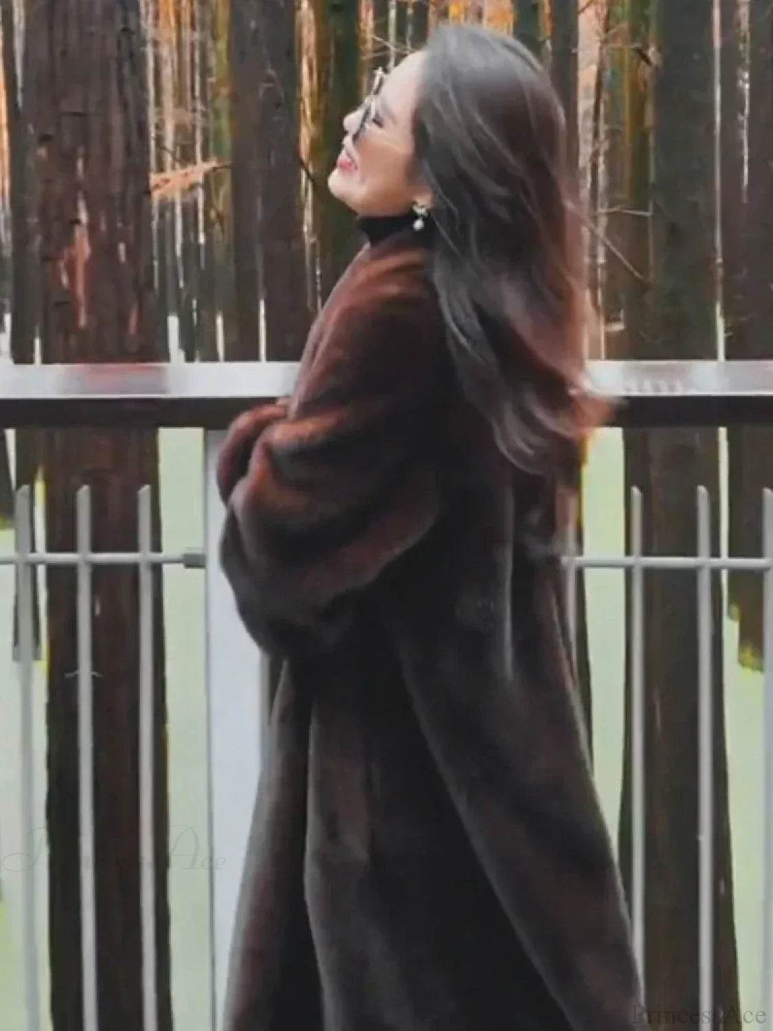 Casual Luxurious Overcoat with Plush Imitation Mink Finish