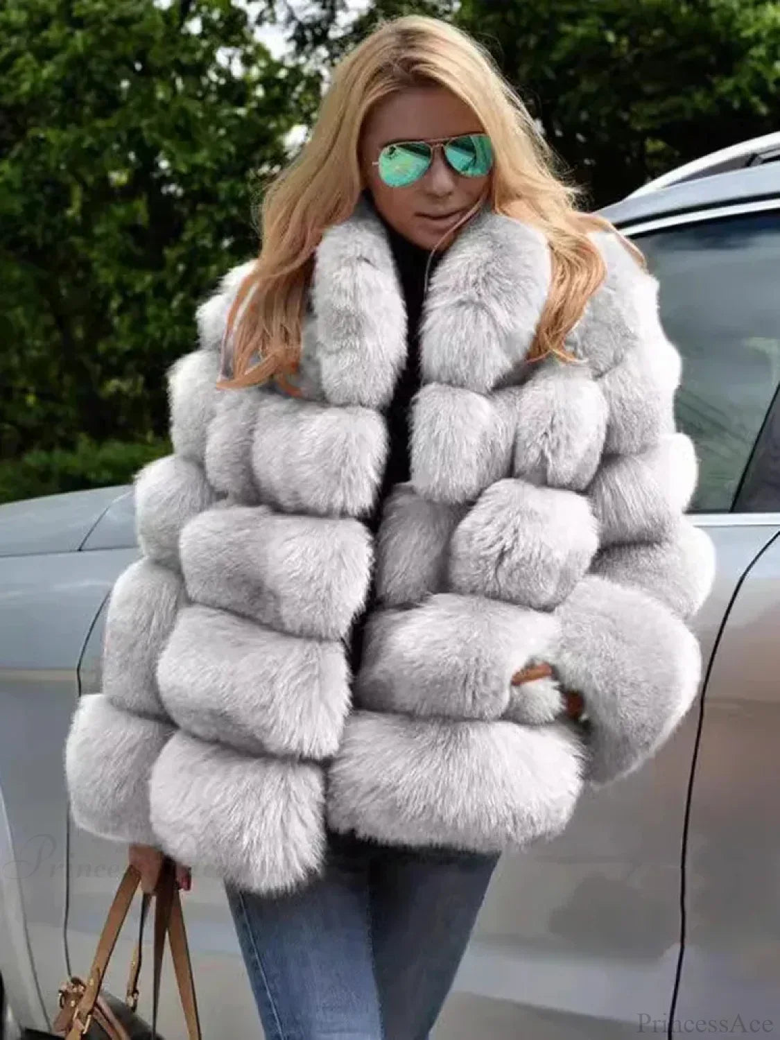 Fashionable coat with noticeable patchwork