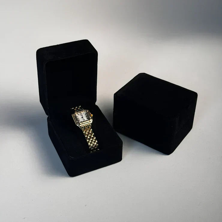 Grealy Modern Watch with Elegant and Minimalist Design