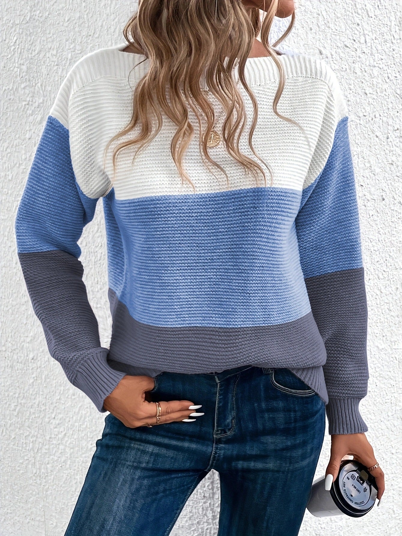 Stylish three-color women's knitted sweater for a fashionable look