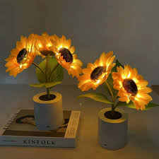 Joyful Sunflower Lamp with Sparkling Shine