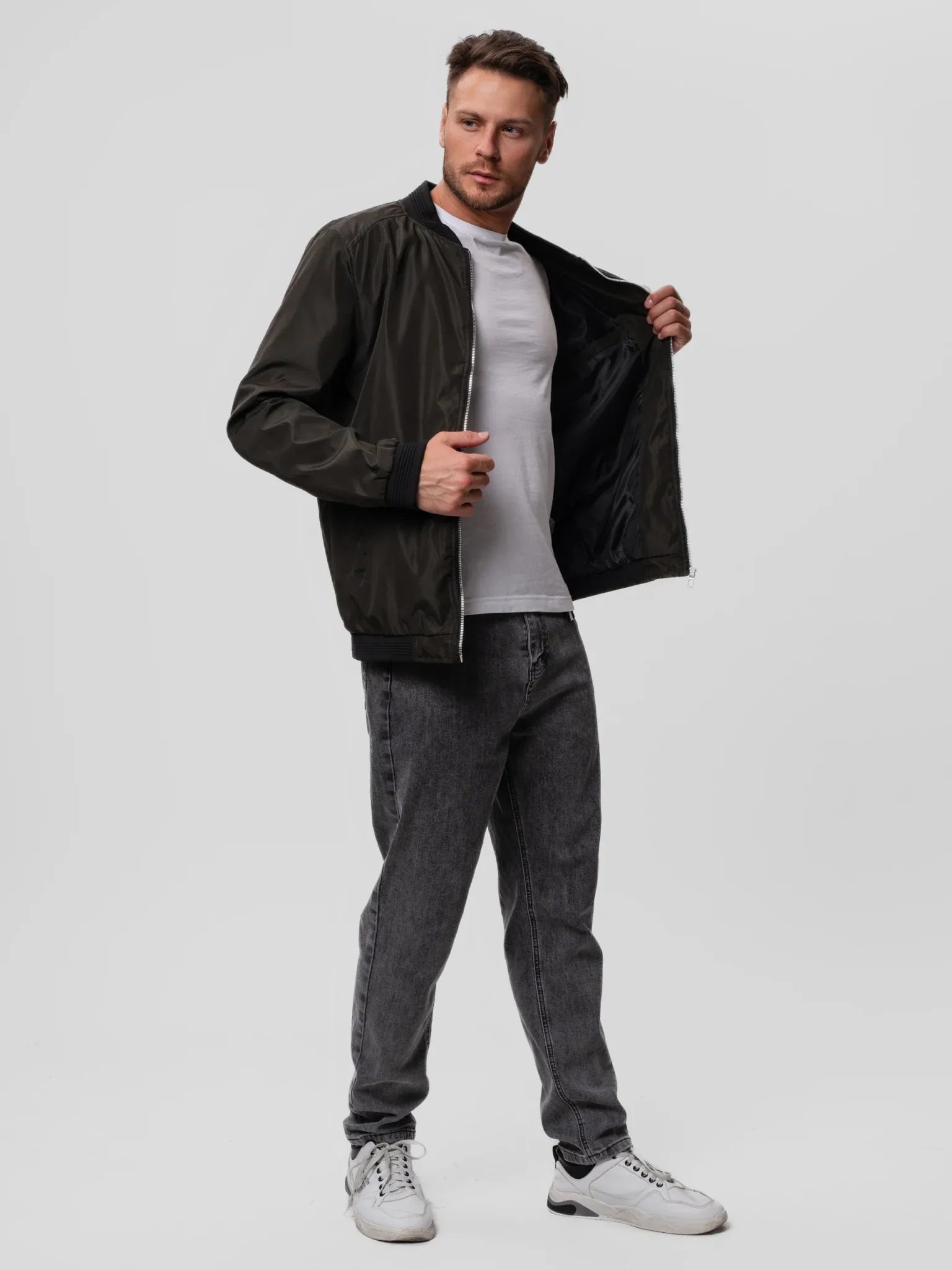Ingmar – Stylish and Comfortable Lightweight Bomber Jacket for Every Occasion