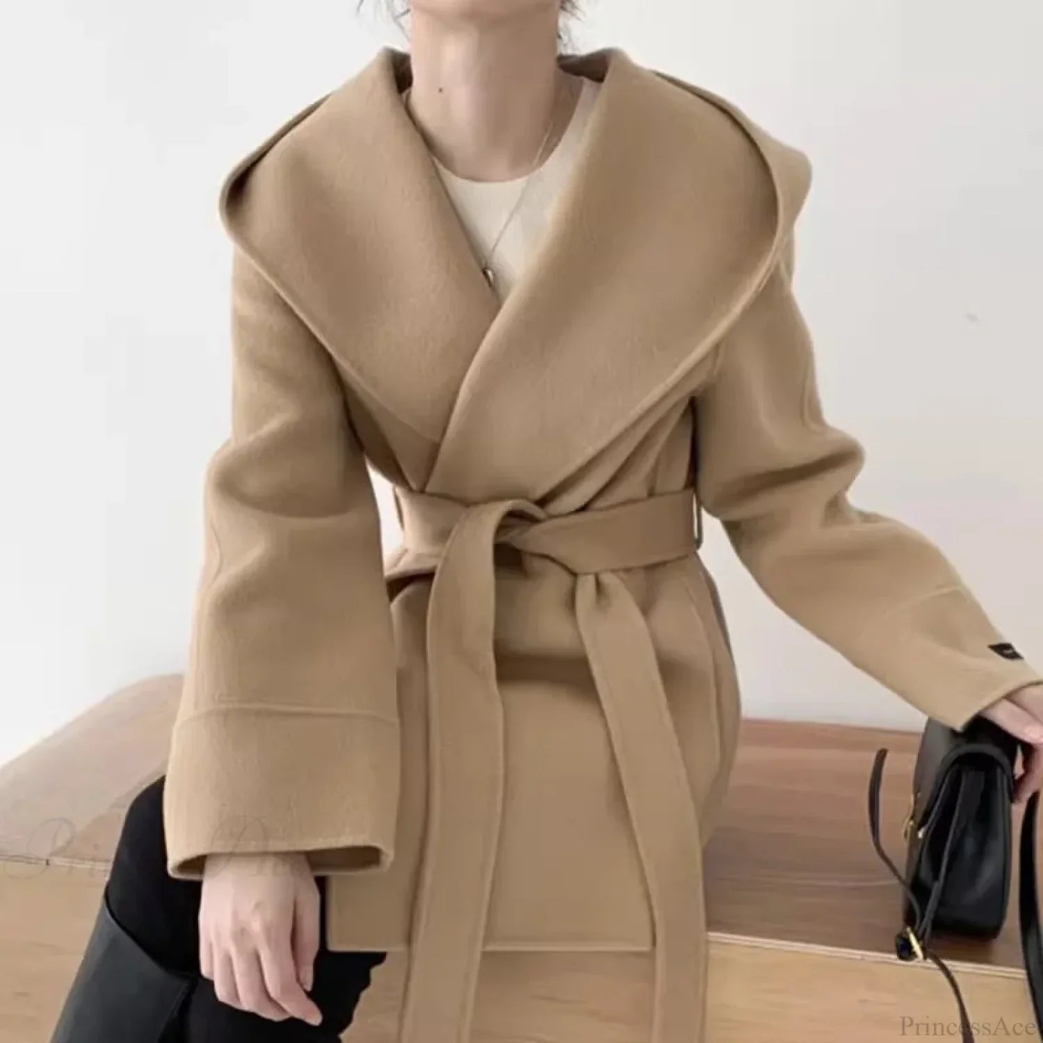 Wool Hooded Coat with Drawstrings for an Elegant and Warm Style