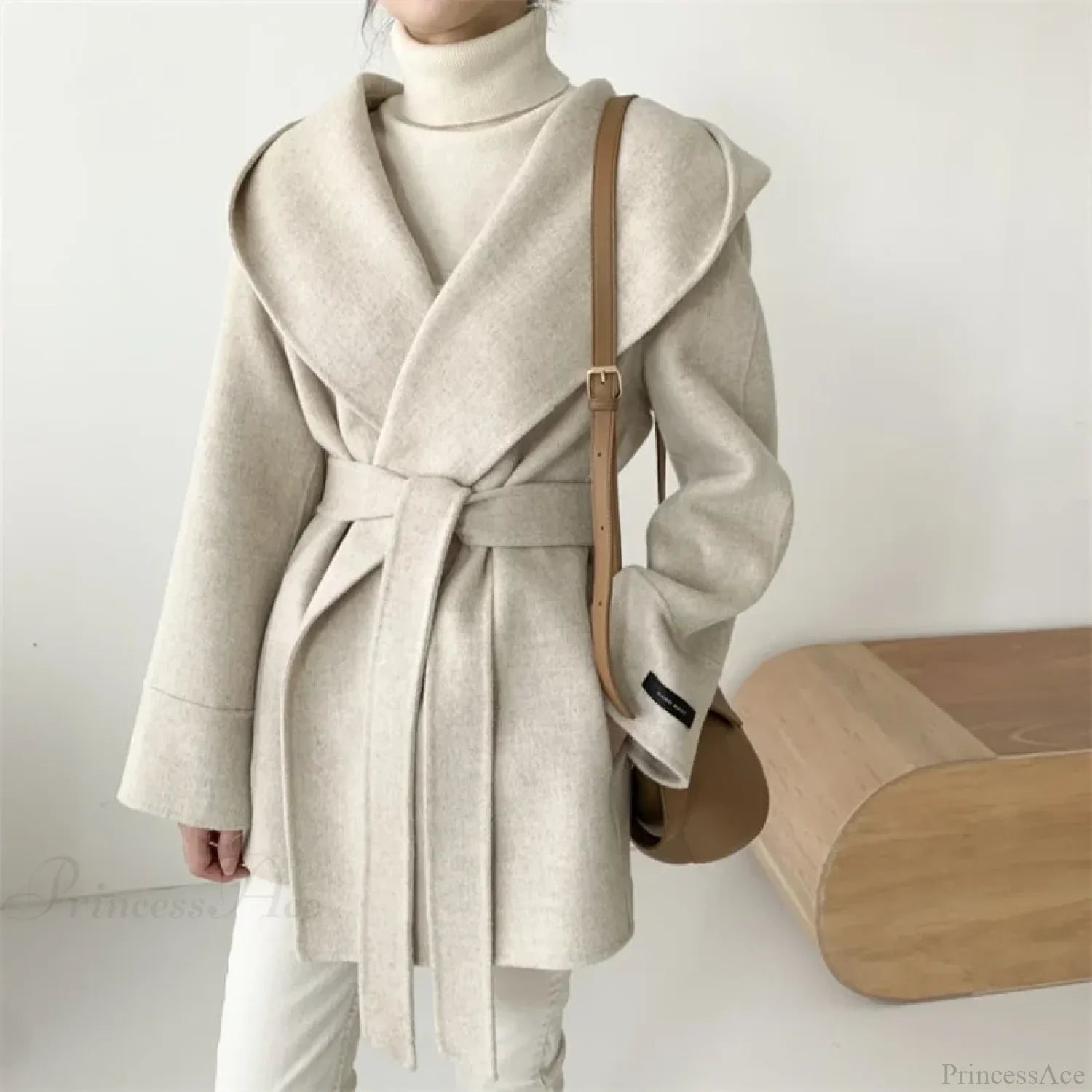 Wool Hooded Coat with Drawstrings for an Elegant and Warm Style