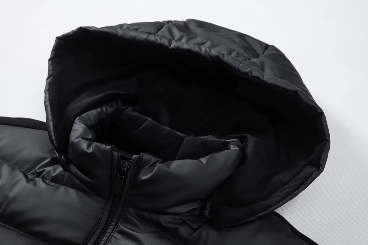 Luca – Stylish hooded jacket with zipper and fashionable quilted front