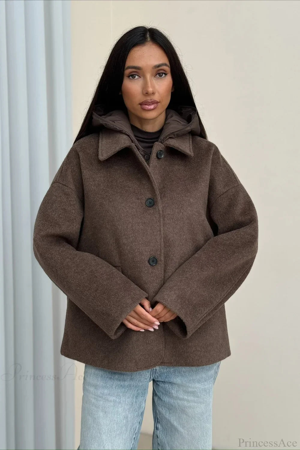 Casual V-Neck Wool Blend Coat for an Elegant and Comfortable Style