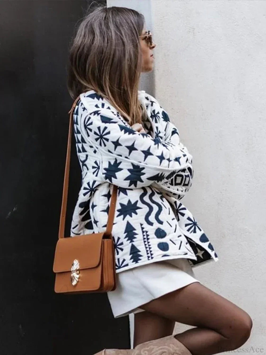 Cotton Round Neck Coat with Single Row Button Elegant and Comfortable