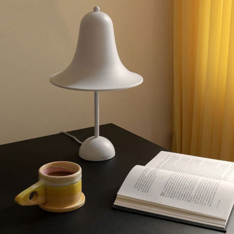 Elegant Wireless Table Lamp Classic Cap for Stylish Lighting