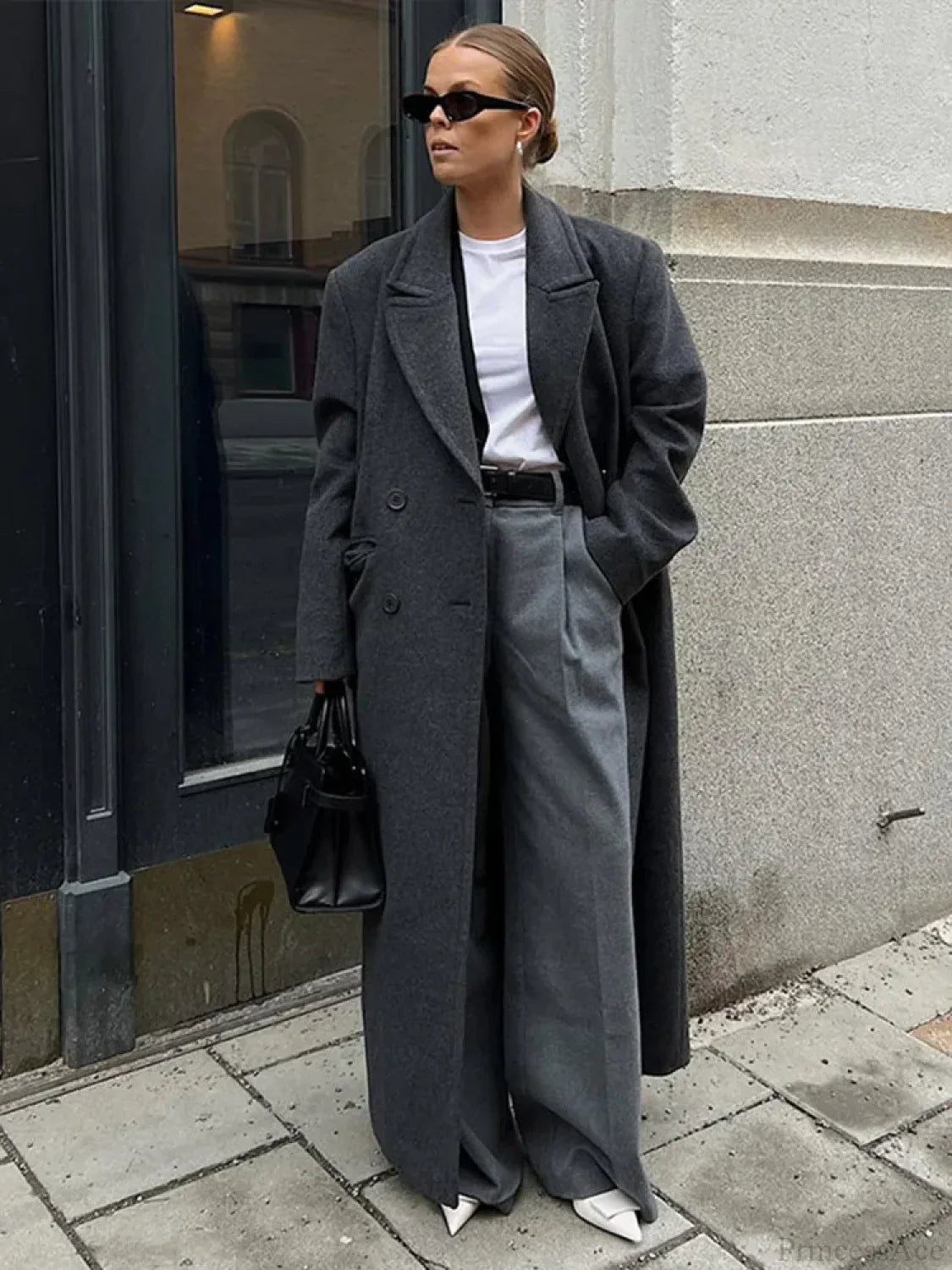 Double-breasted ribbed wool coat