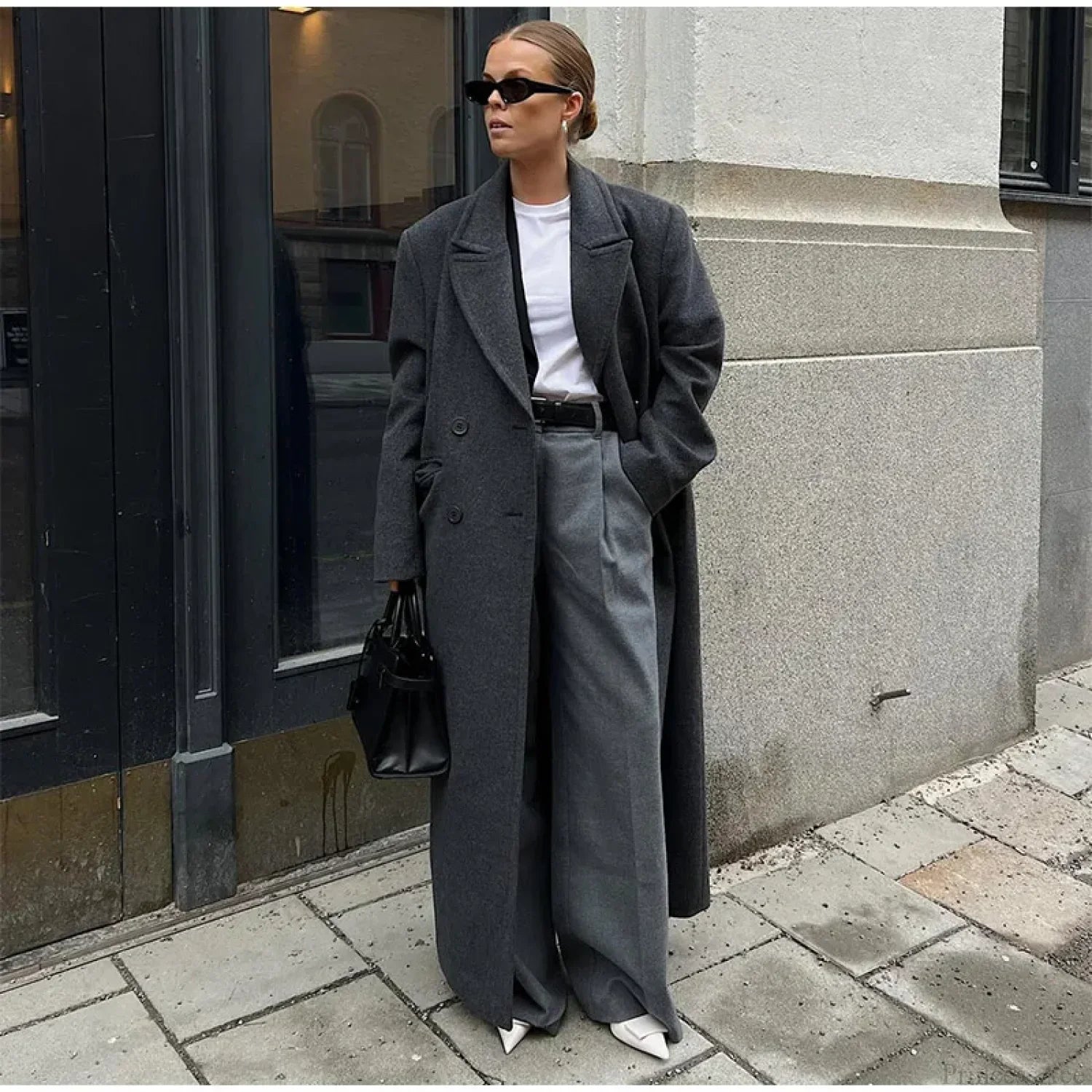 Double-breasted ribbed wool coat