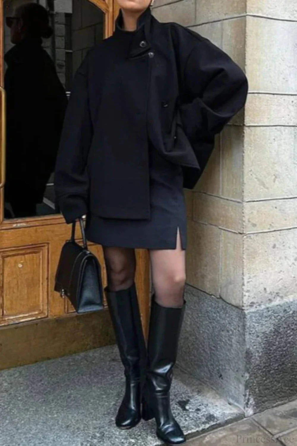 Casual Short Woolen Overcoat with Elegant Lapel Design