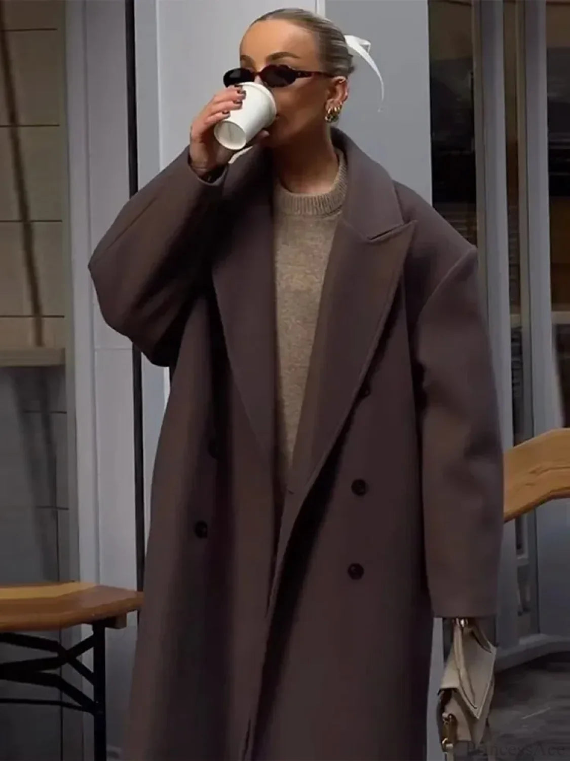 Double-Breasted Solid Raincoat with Notch Lapel for an Elegant Winter Style