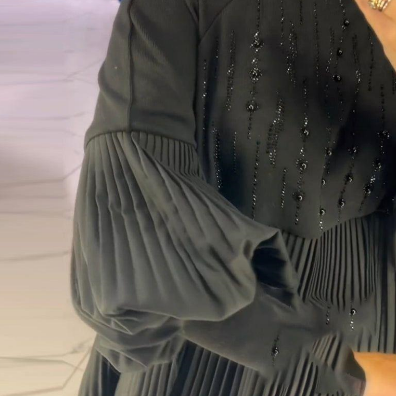 Marlene | Flattering Plus-Size Dress with Stand Collar and Lantern Sleeves